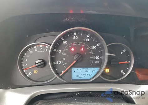 2016 Toyota Rav4 Le z USA, uszkodzony, nr VIN JTMBFREV3GD197328